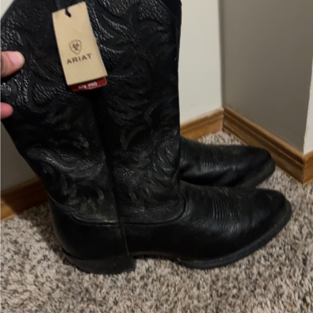Ariat Embossed Black Western Boots